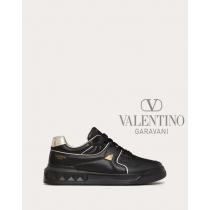 Shop fake valentino yorkdale toronto One Stud Low-top Sneaker In Nappa Leather for Man in Black