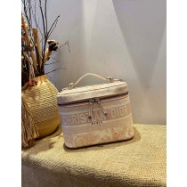 DiorTravel Vanity Case Embroidery Pink 